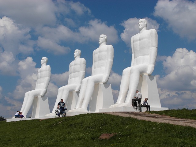 Esbjerg-statue di uomini giganti - Danimarca