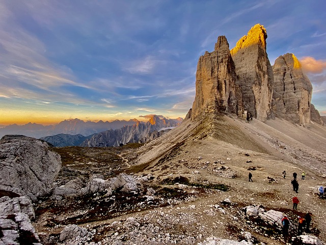 Tre Cime di Lavaredo - Foto di Matthias da Pixabay